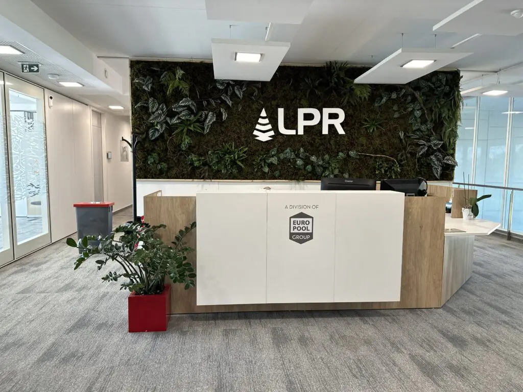 Fifty-Full reception counter
