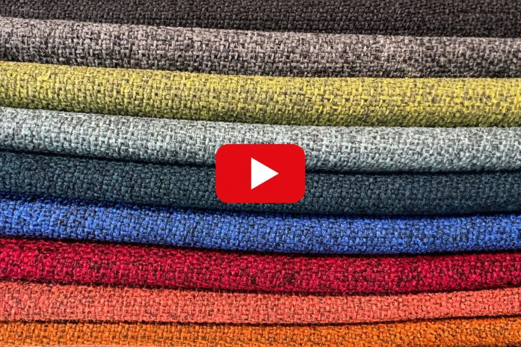 La qualité de nos tissus et le savoir-faire de nos équipes sont au cœur de chaque réalisation. Dans cette vidéo, suivez les étapes de fabrication de nos produits : panneaux séparateurs Bewall, sièges Papillon Color…