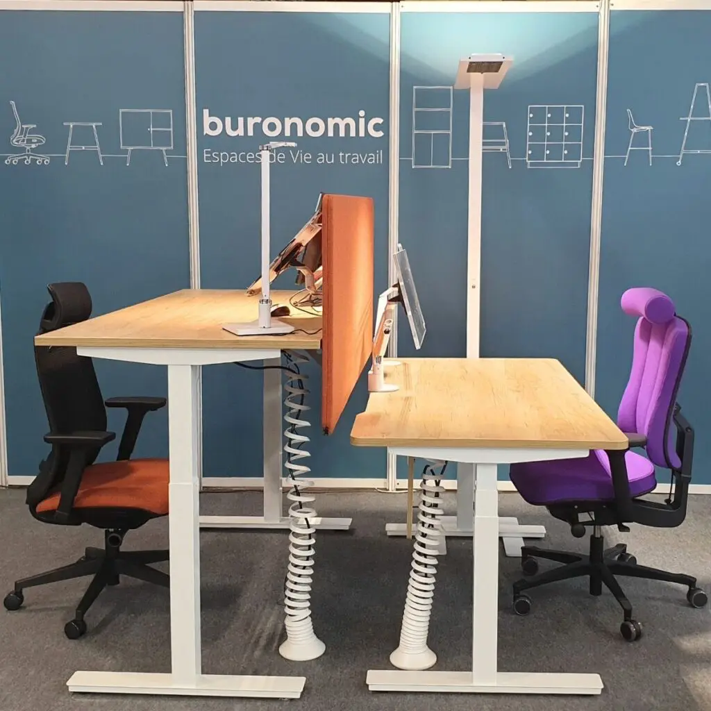 Buronomic stand at Préventica Paris 2025, showcasing our ergonomic and innovative workplace solutions dedicated to well-being: Essentielle acoustic booths, Alto height-adjustable desks, Papillon chair and Novus accessories.